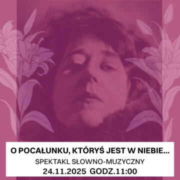 Grafika przedstawia kobietę, jej twarz. Kobieta wygląda na smutną bądź zamyśloną. Cała grafika pokryta jest fioletową poświatą a z lewej oraz prawej strony widnieją białe kwiaty.